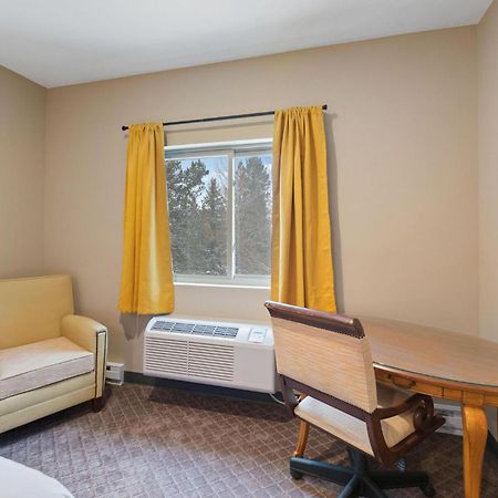 Wagon Wheel Hotel West Yellowstone Dış mekan fotoğraf