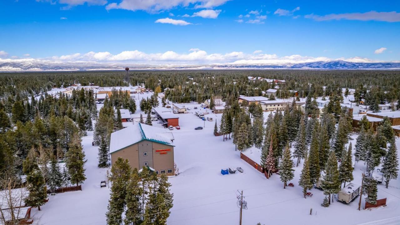 Wagon Wheel Hotel West Yellowstone Dış mekan fotoğraf