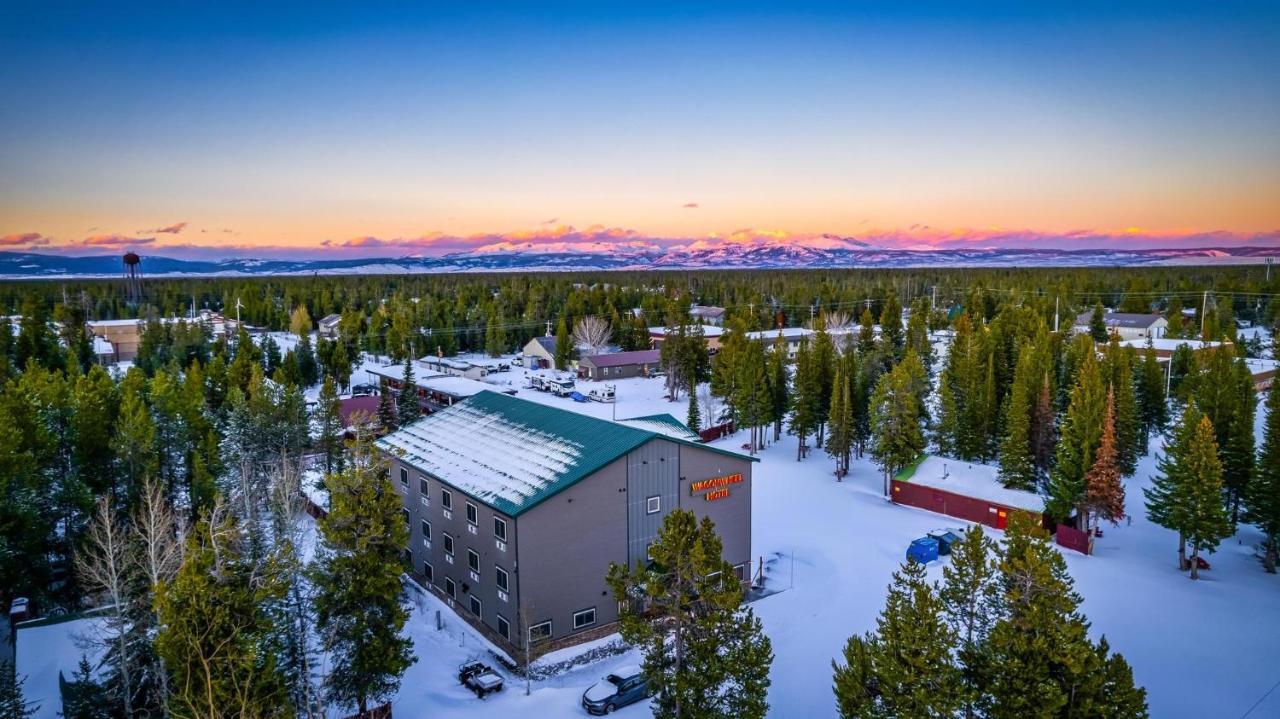 Wagon Wheel Hotel West Yellowstone Dış mekan fotoğraf